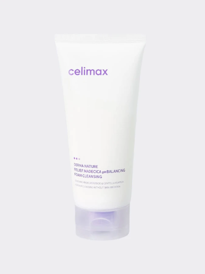 Деликатная пенка для умывания с экстрактом центеллы Celimax Derma Nature Relief Madecica pH Balancing Foam Cleansing
