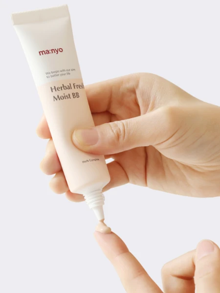 Увлажняющий ВВ крем для лица с растительными экстрактами Ma:nyo Factory Herbal Fresh Moist BB Cream Увлажняющий ВВ крем для лица с растительными экстрактами Ma:nyo Factory Herbal Fresh Moist BB Cream