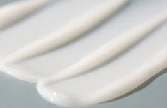 Успокаивающий крем для лица с экстрактом солодки TRAVEL I'm From Licorice Calming Cream
