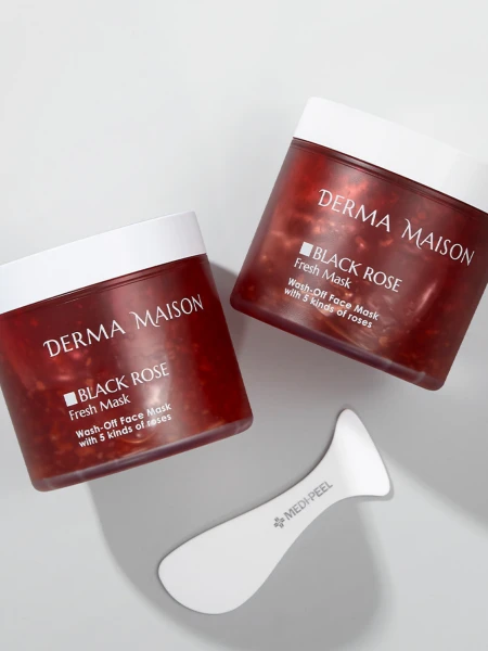 Тонизирующая маска с розой и ферментами MEDI-PEEL Derma Maison Black Rose