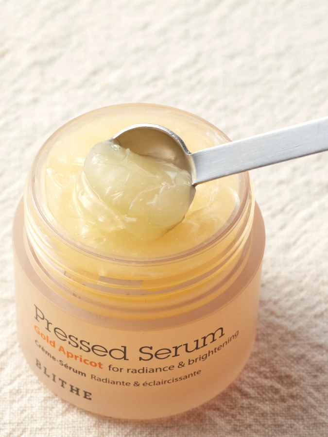 Спрессованная сыворотка-крем для сияния кожи мини Blithe Pressed Serum Gold Apricot