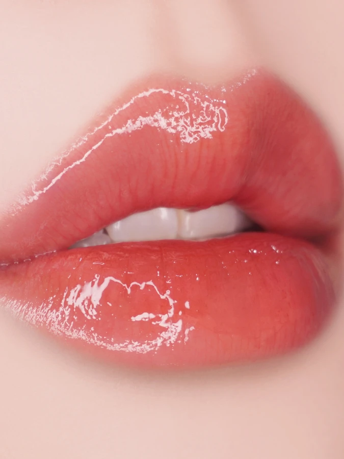 Глянцевый тинт-плампер для губ UNLEASHIA Sisua Popcorn Syrup Lip Plumper No. 4 Honey Grapefruit