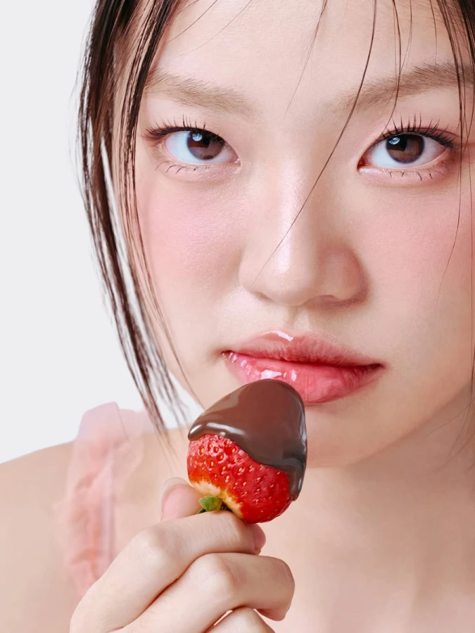 Оттеночное масло-плампер для губ TOCOBO Juicy Berry Plumping Lip Oil 13 Choco Berry