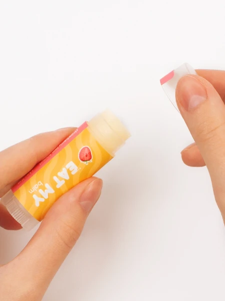 Бальзам для губ с ароматом бисквита с клубничным джемом  EAT MY BALM Strawberry Jam Bisquit