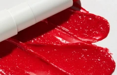 Оттеночный бальзам для губ Nacific Vegan Lip Glow 05 Apple Red