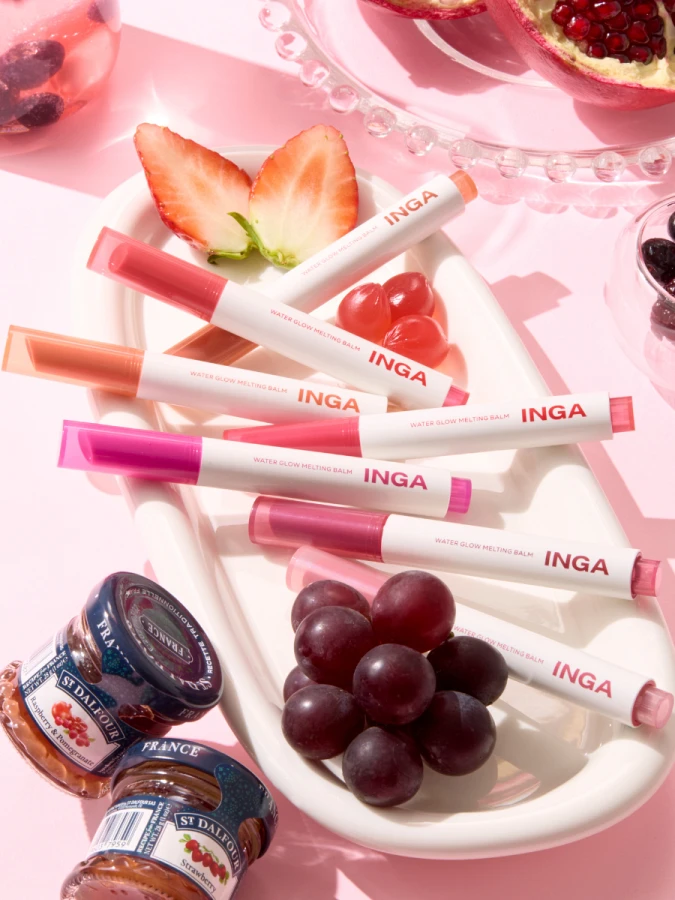 Тающий оттеночный бальзам для губ INGA Water Glow Melting Balm Mulberry Juice