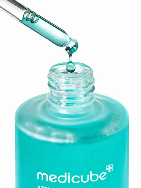 Успокаивающая сыворотка с азелаиновой кислотой Medicube Azelaic Acid 16 BB Soothing Serum