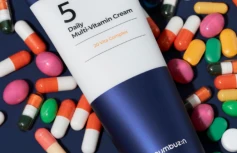 Мультивитаминный крем для ровного тона кожи Numbuzin No.5 Daily Multi-Vitamin Cream