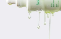Успокаивающая сыворотка с экстрактом хауттюйнии Fraijour Heartleaf Blemish Renew Ampoule