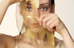 Гидрогелевая подтягивающая маска с пептидами Sungboon Editor Silk Peptide EGF Intensive Gold Mask