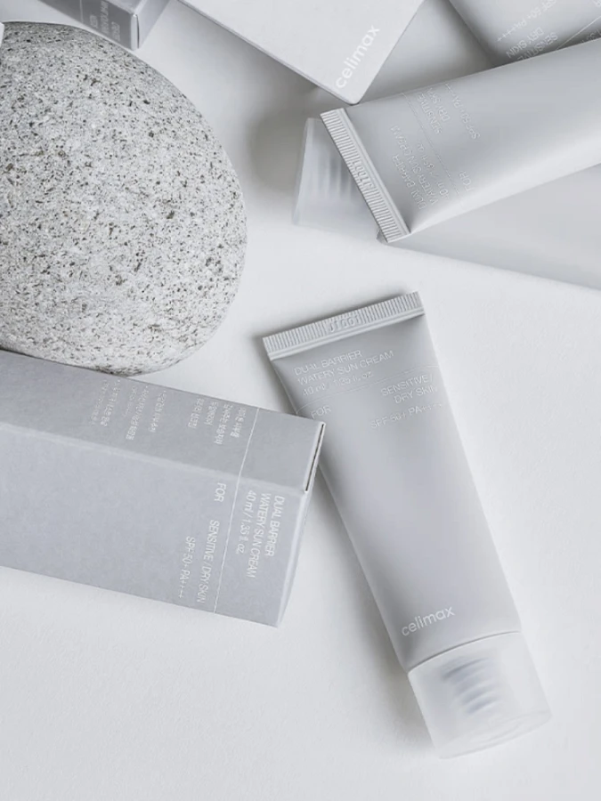 Солнцезащитный крем для чувствительной кожи Celimax Dual Barrier Watery Sun Cream SPF 50+ PA++++