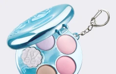 Компактная палетка теней в формате брелка fwee Pocket Eye Palette EP01 Candy Floss