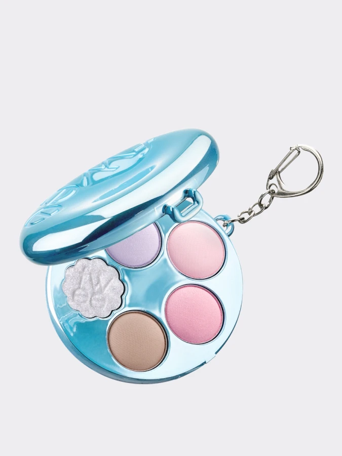 Компактная палетка теней в формате брелка fwee Pocket Eye Palette EP01 Candy Floss