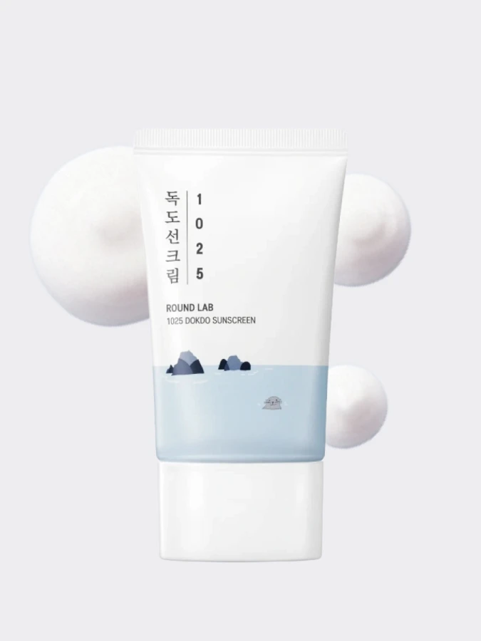 Освежающий солнцезащитный крем с морской водой Round Lab 1025 Dokdo Sunscreen SPF50+ PA++++