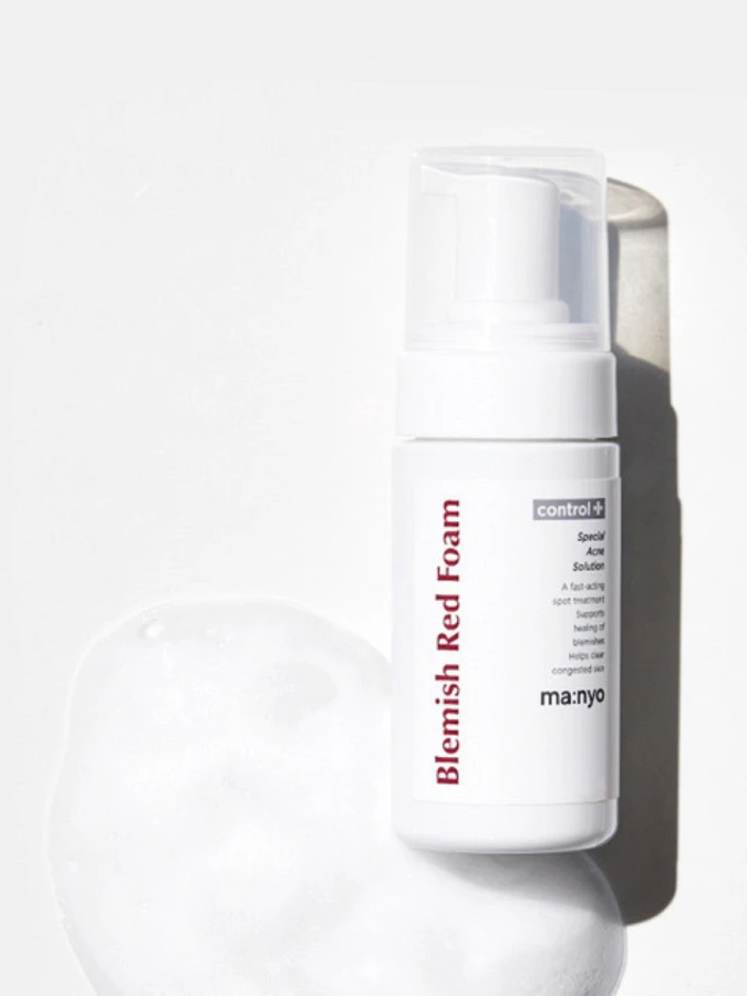 Противовоспалительная пенка для умывания с салициловой кислотой Ma:nyo Factory Blemish Red Foam