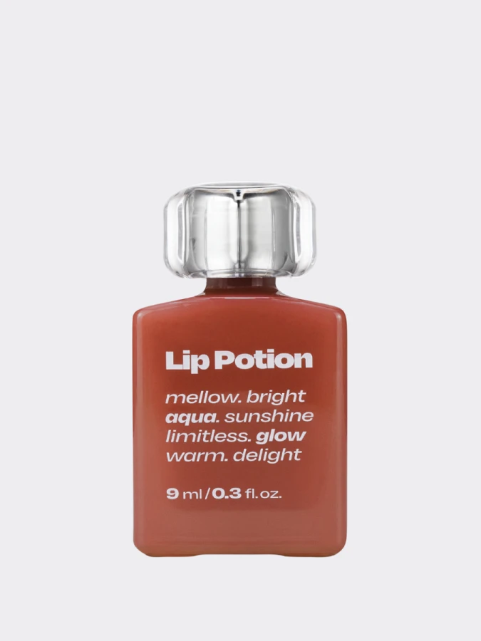 Легкий увлажняющий блеск-пигмент для губ ALTERNATIVE STEREO Lip Potion Aqua Glow No.9 Coco Milk