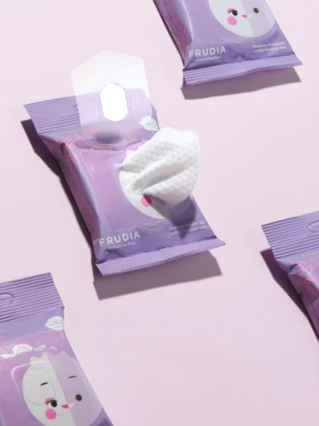 Мицеллярные диски для снятия стойкого макияжа с глаз и губ FRUDIA Blueberry Micellar 5.5 Lip&Eye Remover Pad