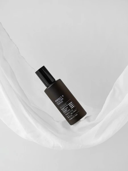 Многофункциональная гелевая эссенция для лица Derma Factory Perfect 9 All in one Essence