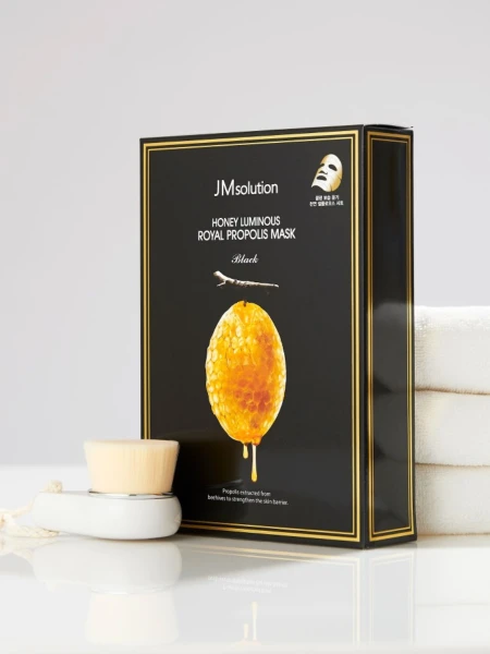Восстанавливающая тканевая маска для лица с прополисом JMsolution Honey Luminous Royal Propolis Mask Восстанавливающая тканевая маска для лица с прополисом JMsolution Honey Luminous Royal Propolis Mask