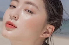 Мягкая кремовая помада в нейтральном нюдовом оттенке rom&nd Zero Matte Lipstick 07 Envy Me