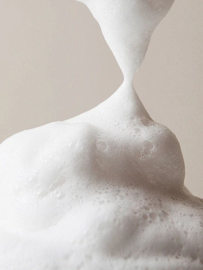 Кремовая пенка для умывания с экстрактом розы AROMATICA Rose Absolute Cream Cleanser