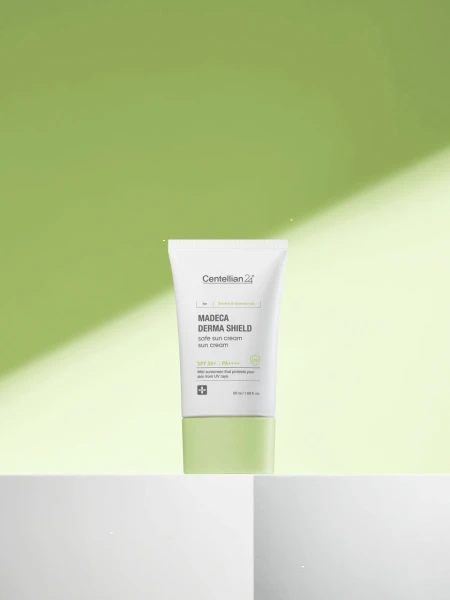 Успокаивающий солнцезащитный крем с экстрактом центеллы Centellian24 Madeca Derma Shield Safe Sun Cream