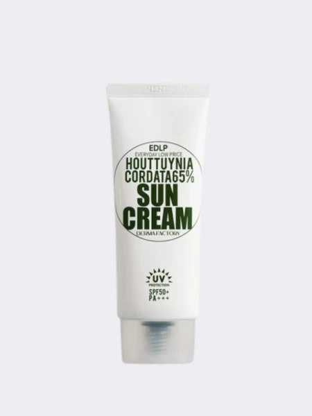 Солнцезащитный крем с экстрактом хауттюйнии Derma Factory Houttuynia Cordata 65% Sun Cream SPF50 PA+++ Солнцезащитный крем с экстрактом хауттюйнии Derma Factory Houttuynia Cordata 65% Sun Cream SPF50 PA+++