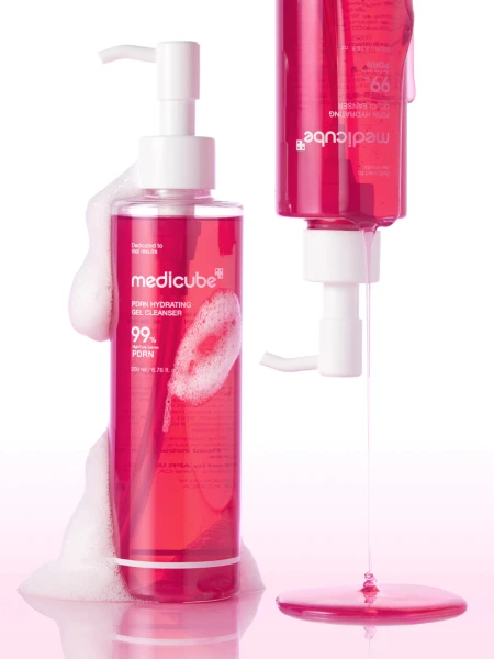 Мягкий гель для умывания с ПДРН Medicube PDRN Hydrating Gel Cleanser