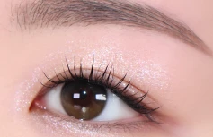 Сияющие тени для век в карандаше в серебрянном оттенке UNLEASHIA Pretty Easy Glitter Stick N°1 Thrilled