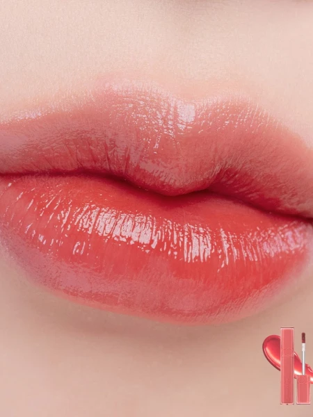 Лёгкий глянцевый тинт в коралловом оттенке rom&nd DEWY·FUL Water Tint 01 In Coral