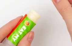 Бальзам для губ с ароматом манговой панна котты EAT MY BALM Mango Panna Cotta