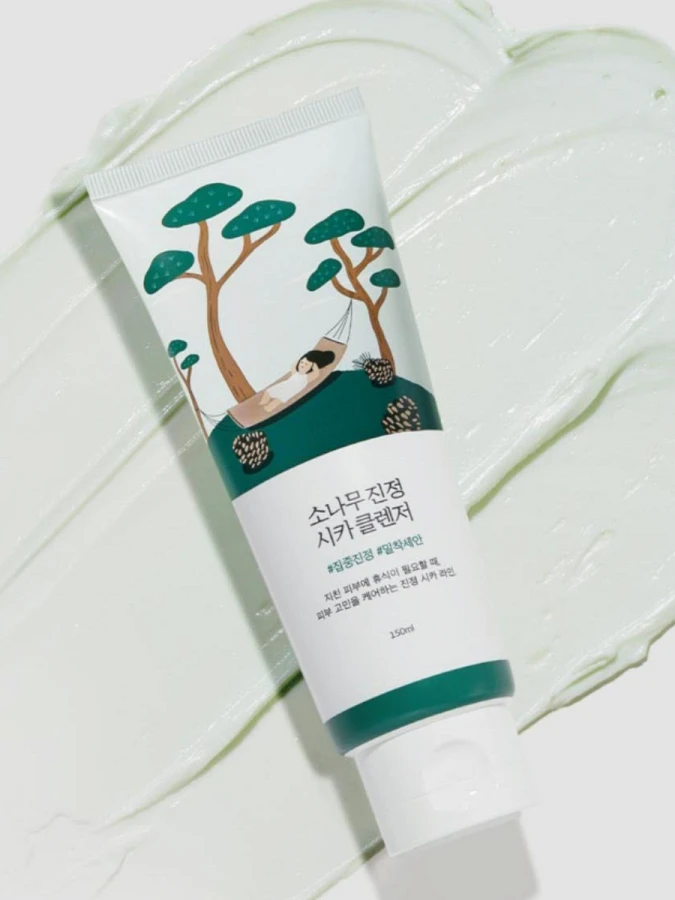 Противовоспалительная пенка для умывания с экстрактом сосны и центеллы Round Lab Pine Calming Cica Cleanser