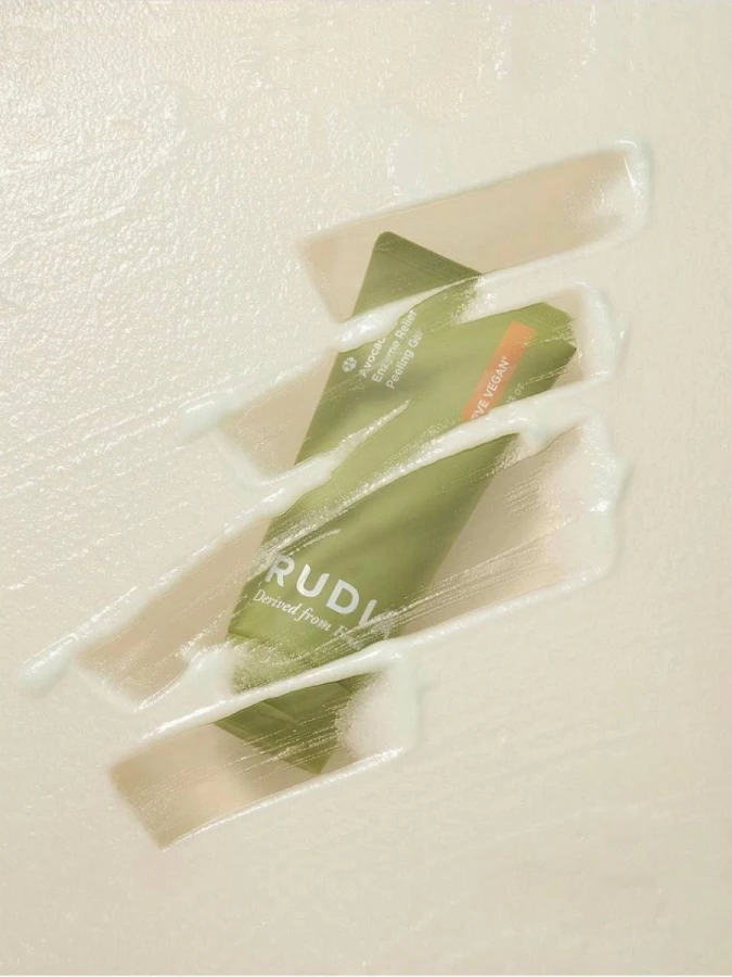 Гель-скатка с авокадо Frudia Avocado Enzyme Relief Peeling Gel