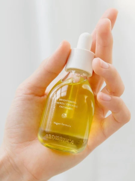 Масло нероли для сияния кожи Aromatica Organic Neroli Brightening Facial Oil