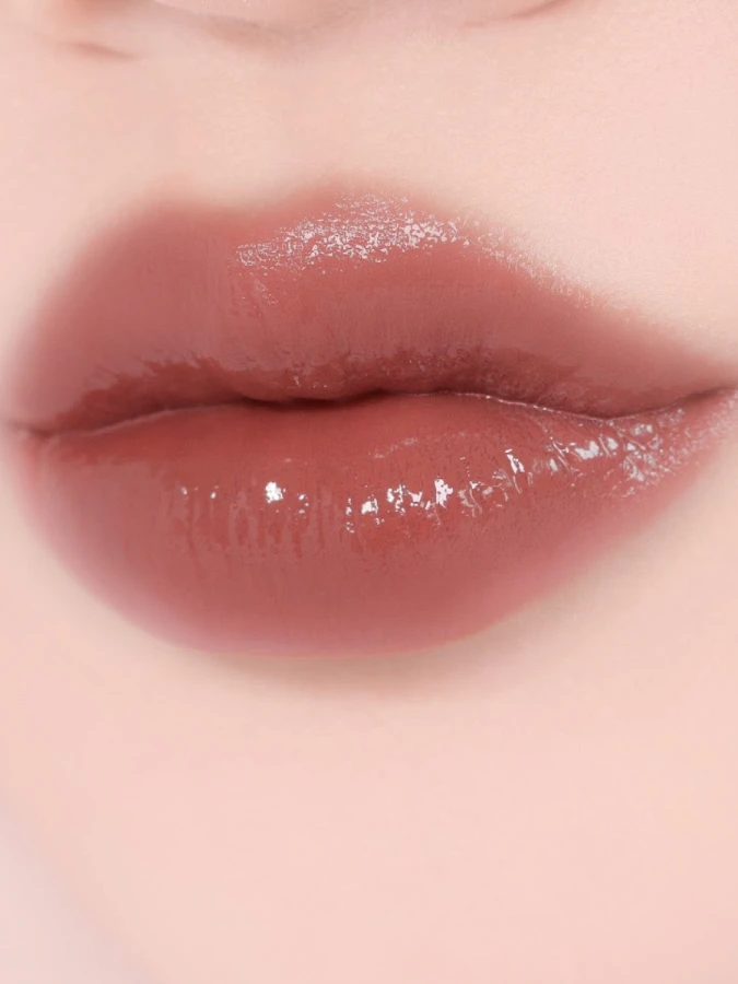 Многофункциональный оттеночный бальзам-слайдер для губ BRAYE Lipsleek 07 Boldness