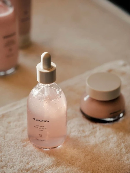 Набор для ухода за кожей лица с экстрактом розы Aromatica Reviving Rose Trial Set Набор для ухода за кожей лица с экстрактом розы Aromatica Reviving Rose Trial Set