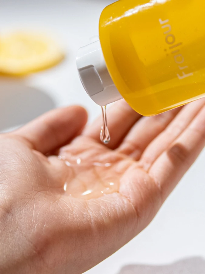 Тонер для сияния кожи на основе прополиса Fraijour Yuzu Honey Essential Toner