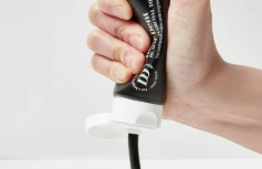 Глубокоочищающая зубная паста с древесным углём Esthetic House Dear.Dent Black Charcoal Toothpaste