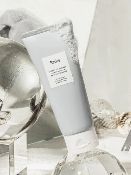Пенка для умывания с растительными экстрактами Huxley Secret of Sahara Cleansing Foam Be Clean Be Moist Пенка для умывания с растительными экстрактами Huxley Secret of Sahara Cleansing Foam Be Clean Be Moist