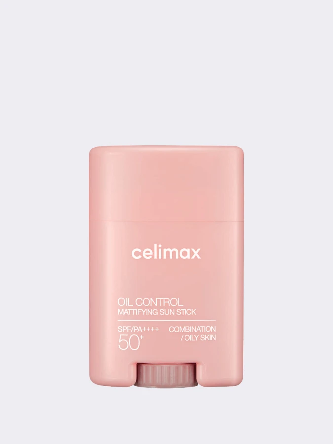 Матирующий солнцезащитный стик с растительными экстрактами Celimax Oil Control Mattifying Sun Stick SPF50+ PA++++