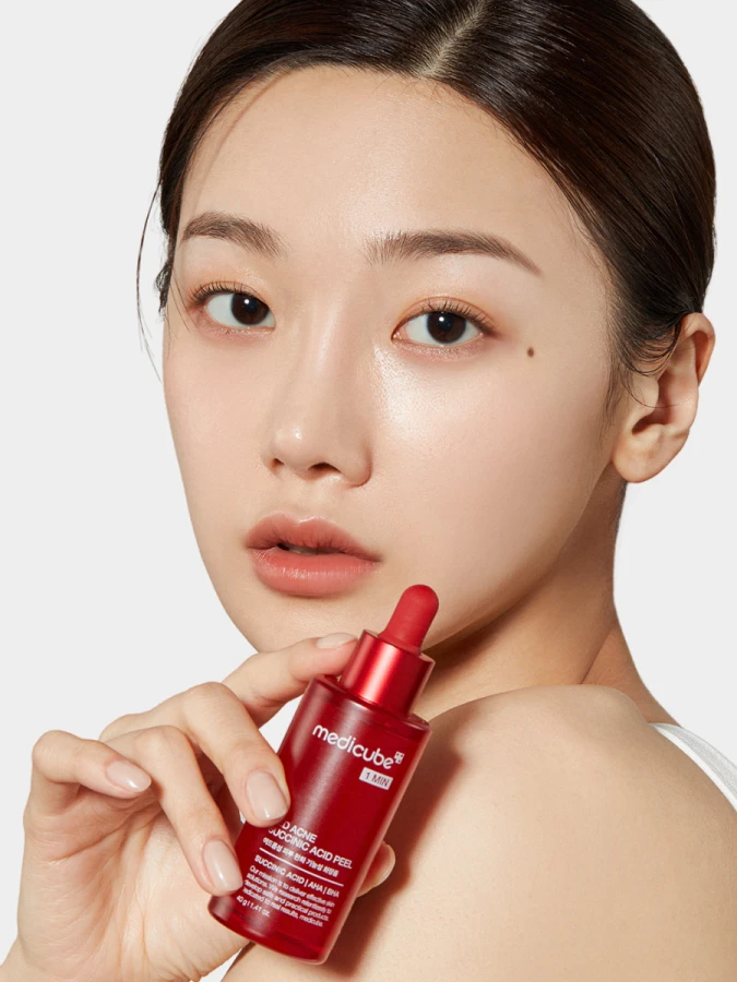 Смываемый противовоспалительный пилинг с янтарной кислотой Medicube Red Acne Succinic Acid Peel