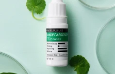 Противовоспалительная пудра-эссенция с мадекассосидом Derma Factory Madecassoside 1% Powder