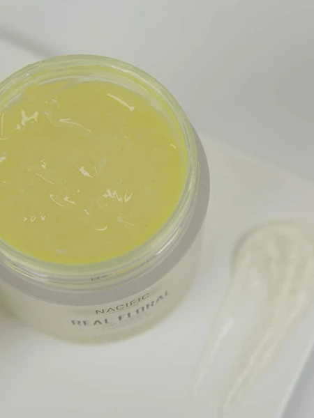 Лёгкий успокаивающий крем-гель с экстрактом календулы Nacific Real Floral Calendula Air Cream Лёгкий успокаивающий крем-гель с экстрактом календулы Nacific Real Floral Calendula Air Cream