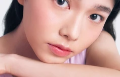 Сияющий бальзам-тинт для губ ALTERNATIVE STEREO Lip Potion Balmy Rose No.1 Baby Rose