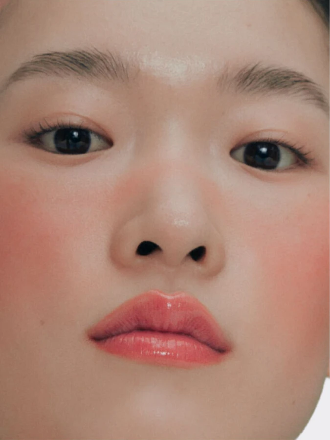 Легкий увлажняющий блеск-тинт для губ ALTERNATIVE STEREO Lip Potion Aqua Glow No.3 Sugar Rose