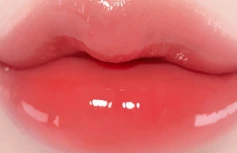 Интенсивный глянцевый блеск для губ fwee 3D Voluming Gloss B02 Sorbet 70%