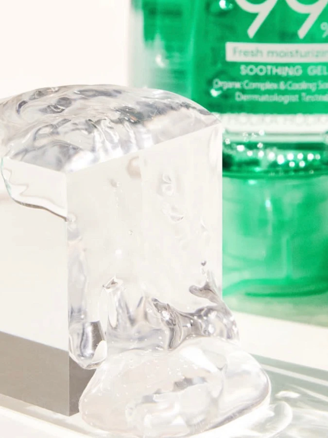 Успокаивающий гель с органическим алоэ вера HOLIKA HOLIKA Aloe 99% Soothing Gel (MAXI) Успокаивающий гель с органическим алоэ вера HOLIKA HOLIKA Aloe 99% Soothing Gel (MAXI)