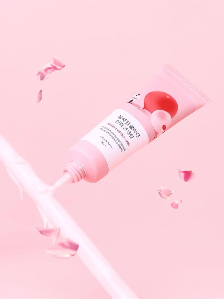 Солнцезащитный флюид с экстрактом камелии Round Lab Camellia Deep Collagen Firming Sun Serum SPF50+ PA++++ Солнцезащитный флюид с экстрактом камелии Round Lab Camellia Deep Collagen Firming Sun Serum SPF50+ PA++++