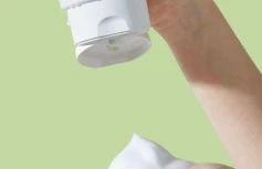 Успокаивающая пенка для лица с экстрактом центеллы азиатской It's Skin Tiger Cica Green Chill Down Foam Cleanser