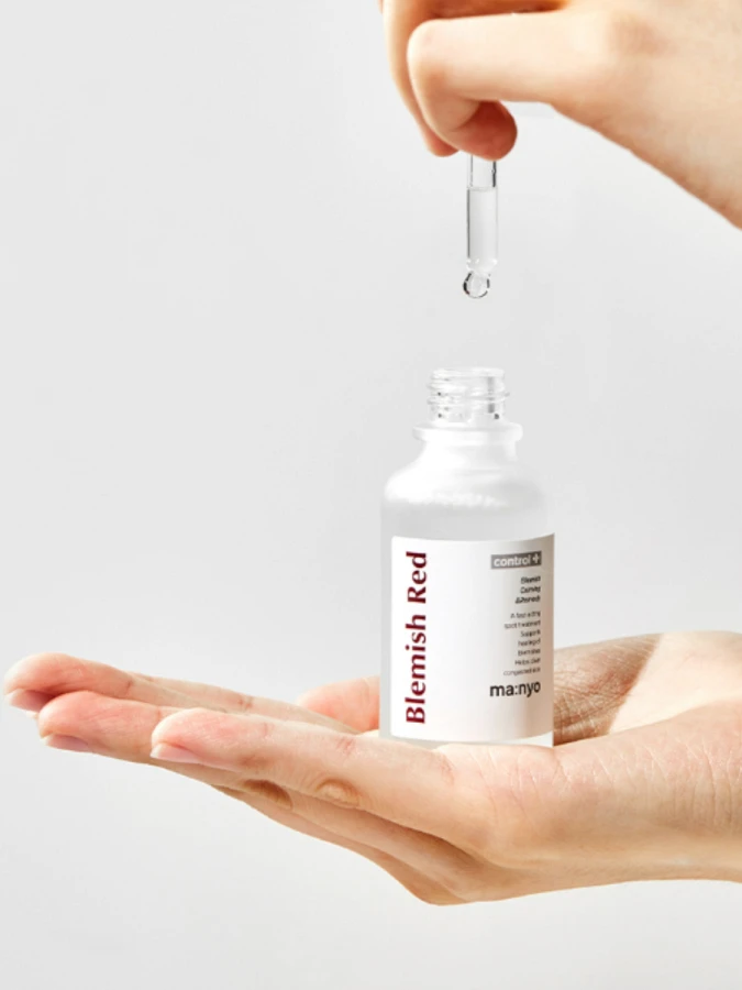 Противовоспалительная сыворотка для проблемной кожи Ma:nyo Factory Blemish Red Ampoule